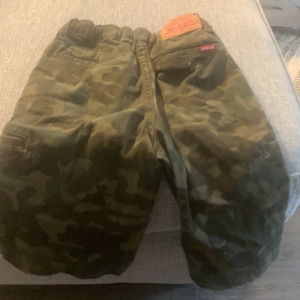Shorts - Picture 2 of 2